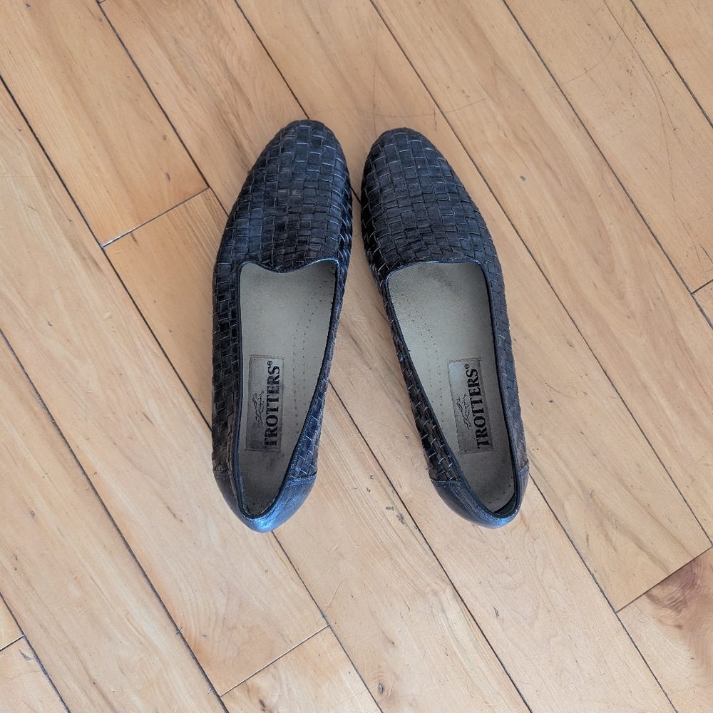 Trotters Black Woven Slip-On Shoes